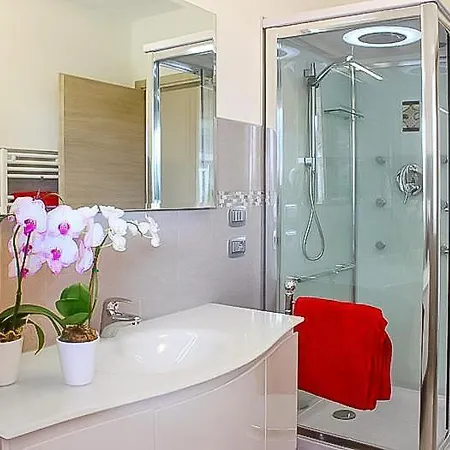 Piccola Orchidea Piccola Orchidea Giardino Ferienwohnung Mit Pool 아파트 *